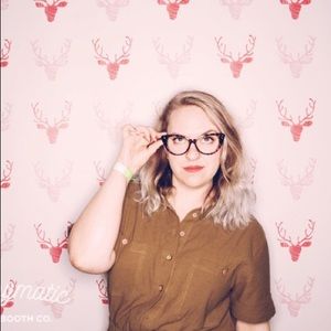 Meet your Posher, Lizzi